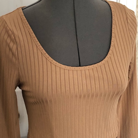 SHEIN Beige Cropped Ribbed Knit Long Sleeve Top M New - Picture 7 of 12